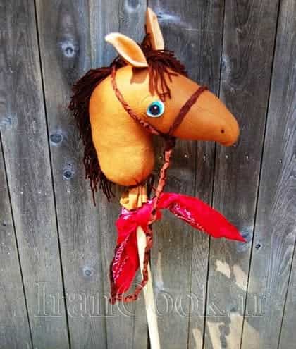 عروسک اسب نمدی