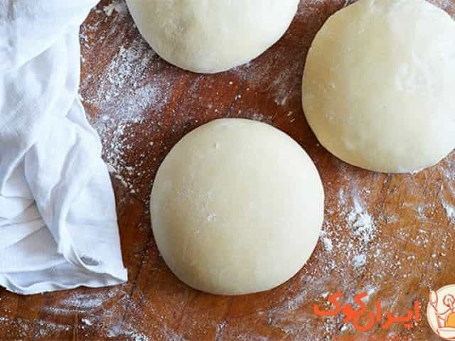 خمیر پیتزا خانگی - طرز تهیه خمیر مخصوص پیتزا خانگی | ایران کوک