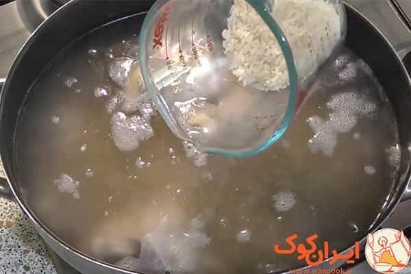 سوپ جو با شیر-برنج