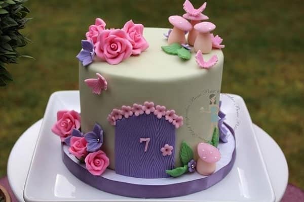 گل تزیینی برای کیک تولد دخترانه فانتزی