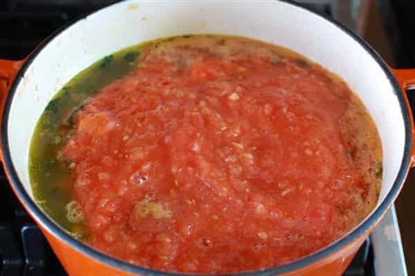 مراحل پخت آش گوجه