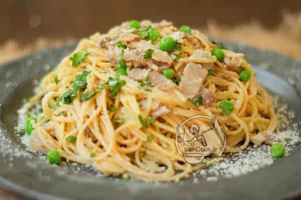 اسپاگتی با نخودفرنگی