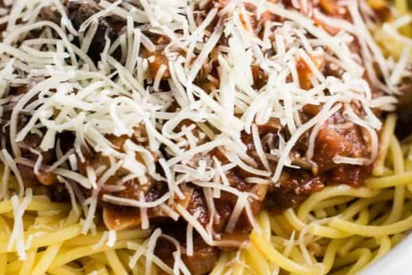 تهیه اسپاگتی قارچ